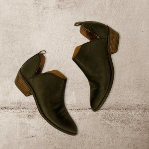 Lucky Brand Fayth2 Leather Booties Size 8